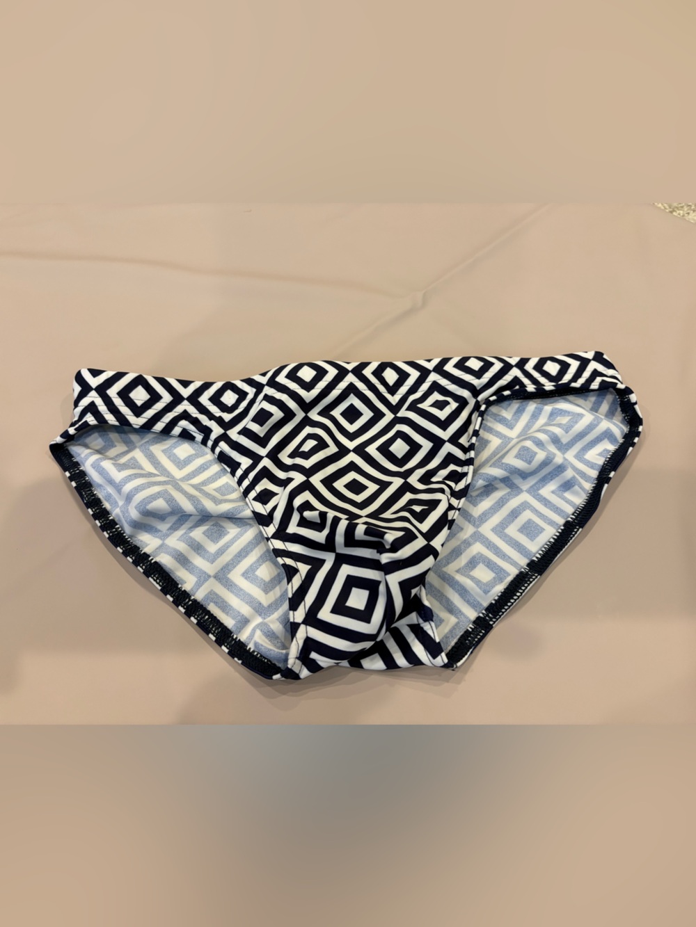 Men's Black & White Geometric Swim Briefs